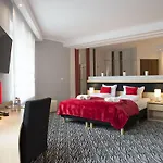 Bardo Hotell 3*